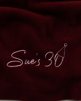 DOĞUM GÜNÜ İÇİN HAZIRLANAN NAKIŞLI POLAR ŞAL