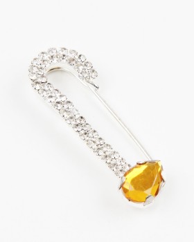 GOLD ÇENGELLİ İĞNE BROŞ
