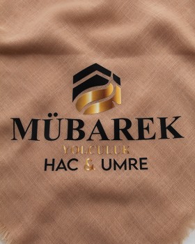 HAC VE UMRE İÇİN HAZIRLANAN LOGO BASKILI EŞARP