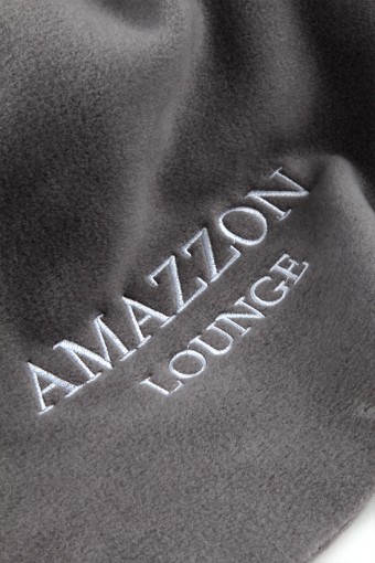 AMAZZON LOUNGE LOGO NAKIŞLI POLAR ŞAL AMAZZON LOUNGE LOGO NAKIŞLI POLAR ŞAL