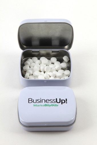 BUSİNESSUP! LOGO BASKILI METAL KUTUDA NANE ŞEKERİ