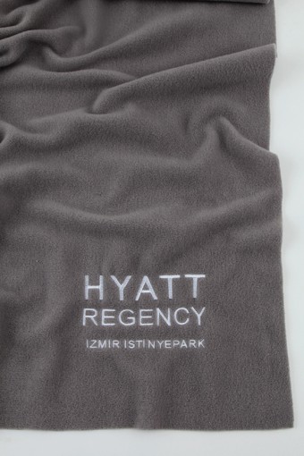 HYATT LOGO NAKIŞLI POLAR ŞAL HYATT LOGO NAKIŞLI POLAR ŞAL